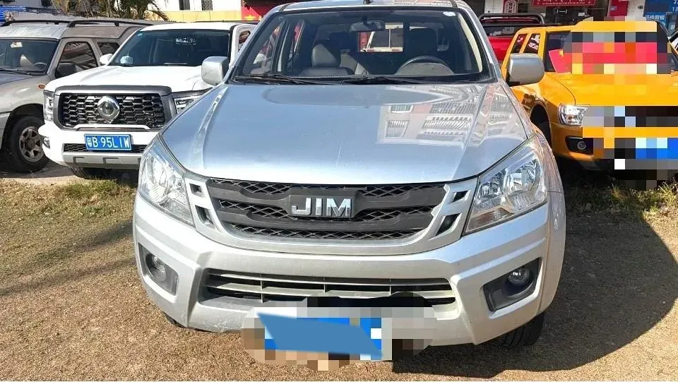 2020 Isuzu RE-MAX Jim 2.4T 211HP L4 5MT,autocango,china used car exporter,china ev exporter,chinese used car exporter,chinese used ev exporter