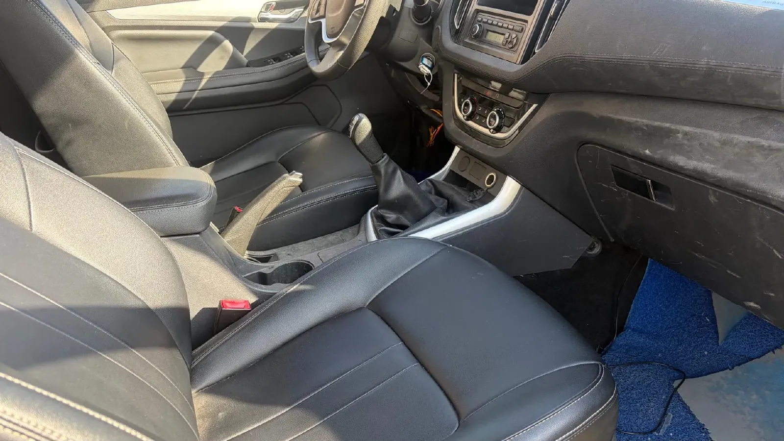 2020 Isuzu RE-MAX Jim 2.4T 211HP L4 5MT,autocango,china used car exporter,china ev exporter,chinese used car exporter,chinese used ev exporter