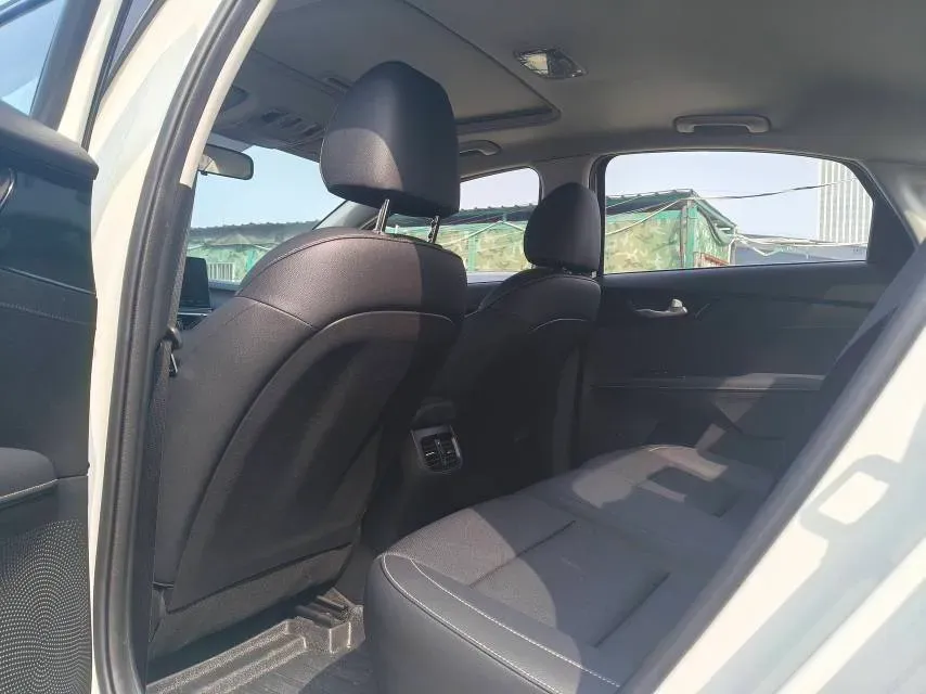 2021 Kia K3 1.5L 115HP L4 CVT,autocango,china used car exporter,china ev exporter,chinese used car exporter,chinese used ev exporter