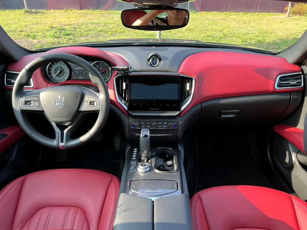 2022 Audi Q7 2.0T 245HP L4 8AT,autocango,china used car exporter,china ev exporter,chinese used car exporter,chinese used ev exporter