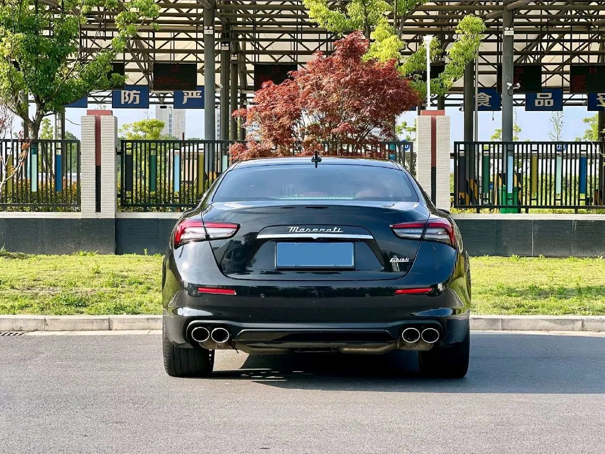 2022 Audi Q7 2.0T 245HP L4 8AT,autocango,china used car exporter,china ev exporter,chinese used car exporter,chinese used ev exporter