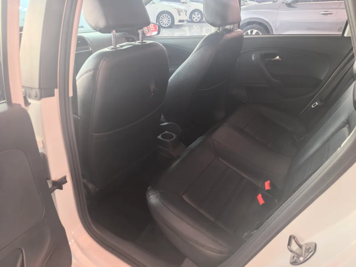 2016 Volkswagen Polo 1.4L 90HP L4 6AT,autocango,china used car exporter,china ev exporter,chinese used car exporter,chinese used ev exporter