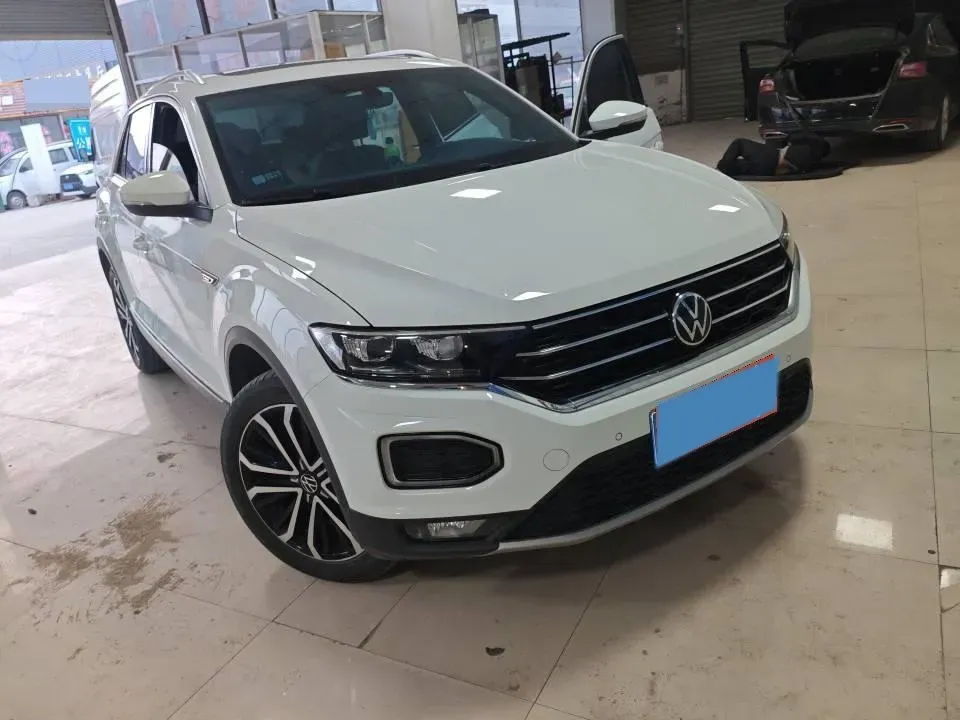 2021 Volkswagen T-Roc 1.4T 150HP L4 7DCT,autocango,china used car exporter,china ev exporter,chinese used car exporter,chinese used ev exporter