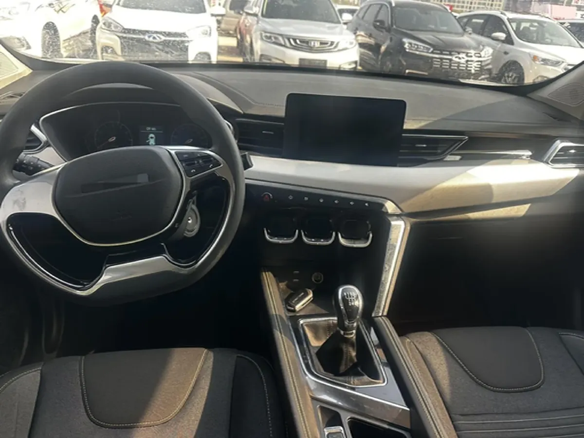 2019 BeiJing Auto X3 1.5L 116HP L4 5MT,autocango,china used car exporter,china ev exporter,chinese used car exporter,chinese used ev exporter