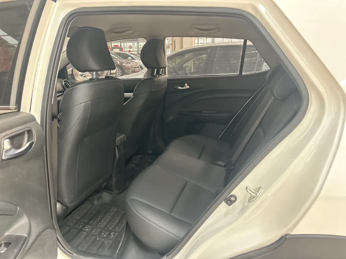 2021 Kia KX1 1.4L 100HP L4 6AT,autocango,china used car exporter,china ev exporter,chinese used car exporter,chinese used ev exporter