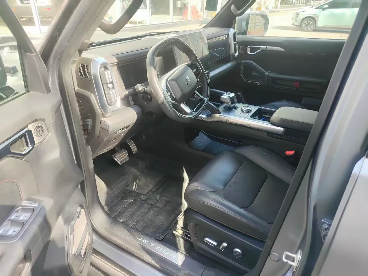 2024 Jetour ShanHai TravellerC-DM 1.5T 156HP L4 3DHT PHEV 43.24KWH,autocango,china used car exporter,china ev exporter,chinese used car exporter,chinese used ev exporter