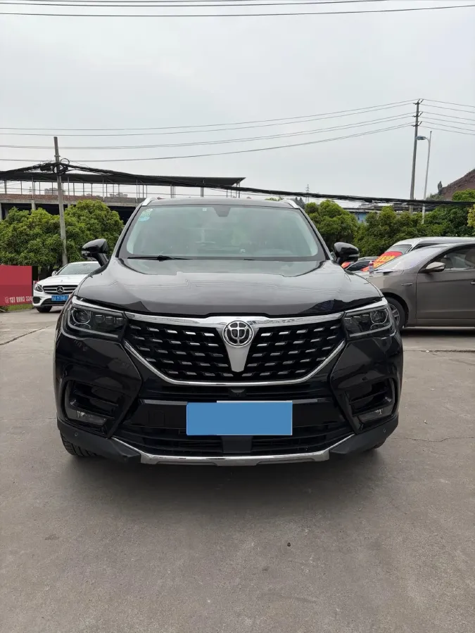 2018 Brilliance Auto V7 1.6T 204HP L4 7DCT,autocango,china used car exporter,china ev exporter,chinese used car exporter,chinese used ev exporter