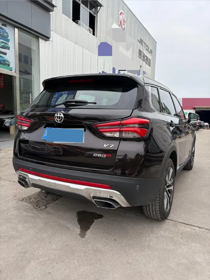 2018 Brilliance Auto V7 1.6T 204HP L4 7DCT,autocango,china used car exporter,china ev exporter,chinese used car exporter,chinese used ev exporter