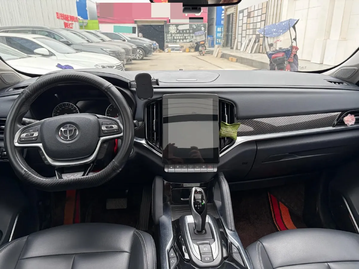 2018 Brilliance Auto V7 1.6T 204HP L4 7DCT,autocango,china used car exporter,china ev exporter,chinese used car exporter,chinese used ev exporter