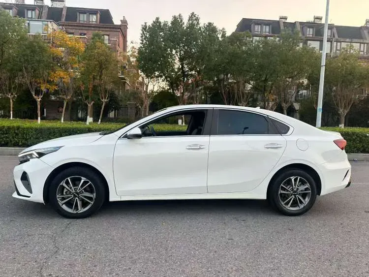 2023 Kia K3 1.5L 115HP L4 CVT,autocango,china used car exporter,china ev exporter,chinese used car exporter,chinese used ev exporter