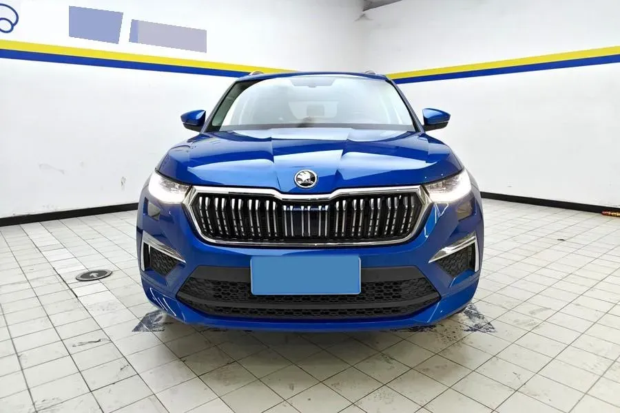 2022 Skoda Kodiak 2.0T 186HP L4 7DCT,autocango,china used car exporter,china ev exporter,chinese used car exporter,chinese used ev exporter