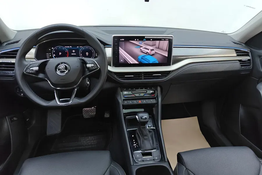 2022 Skoda Kodiak 2.0T 186HP L4 7DCT,autocango,china used car exporter,china ev exporter,chinese used car exporter,chinese used ev exporter