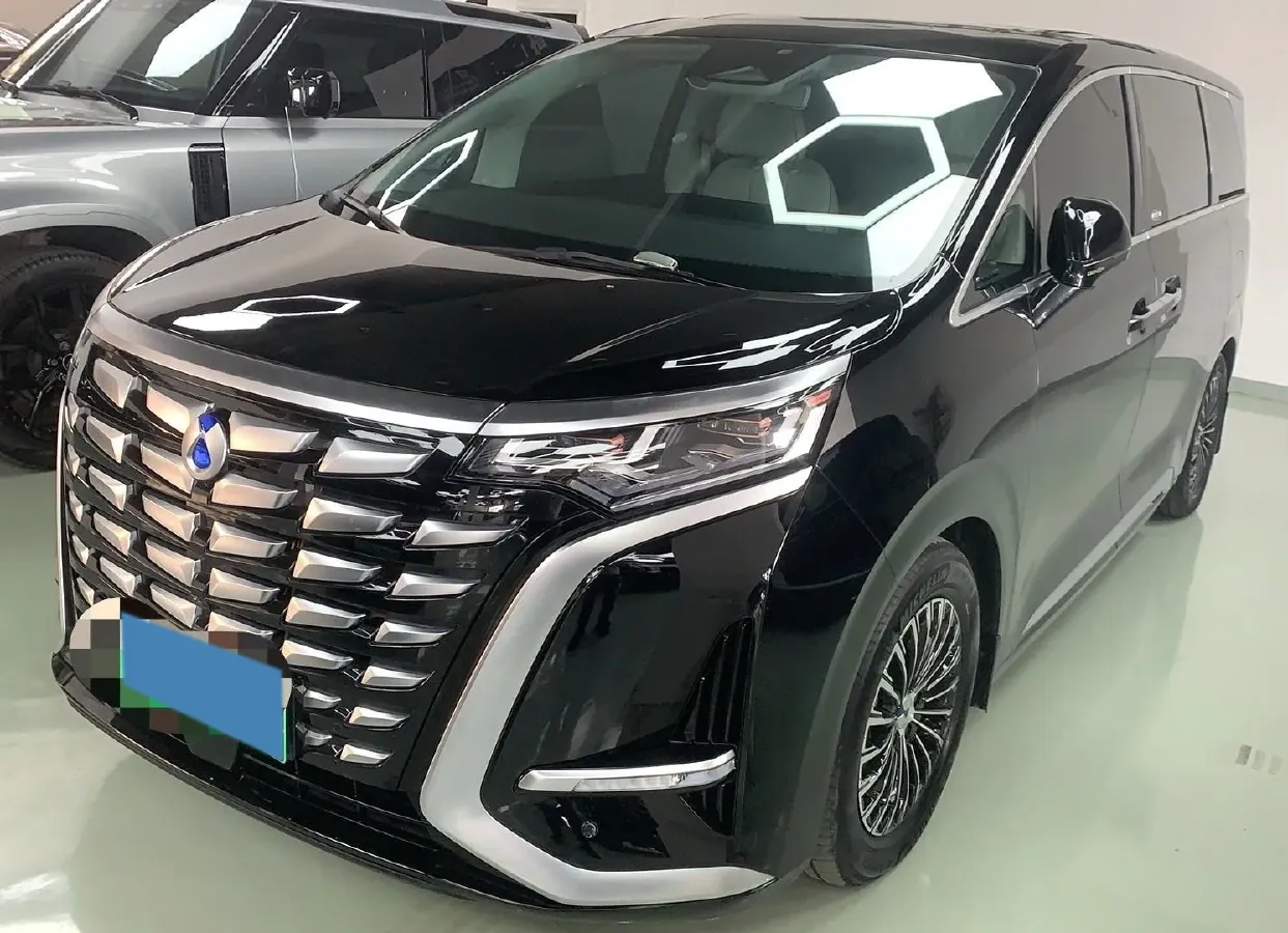 2024 Denza D9 1.5T 139HP L4 E-CVT PHEV 40KWH,autocango,china used car exporter,china ev exporter,chinese used car exporter,chinese used ev exporter
