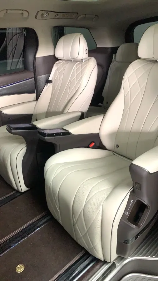 2024 Denza D9 1.5T 139HP L4 E-CVT PHEV 40KWH,autocango,china used car exporter,china ev exporter,chinese used car exporter,chinese used ev exporter