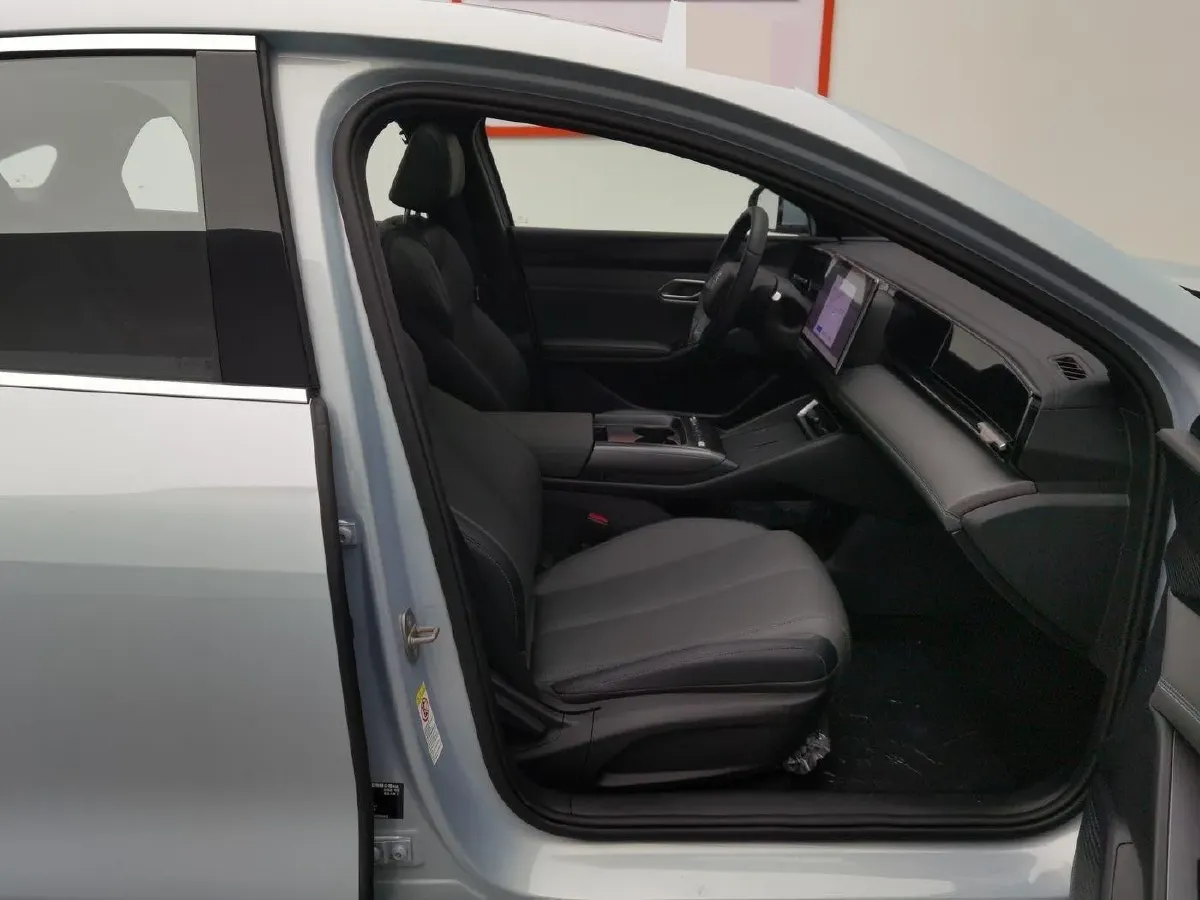 2025 BYD QinL BEV,autocango,china used car exporter,china ev exporter,chinese used car exporter,chinese used ev exporter