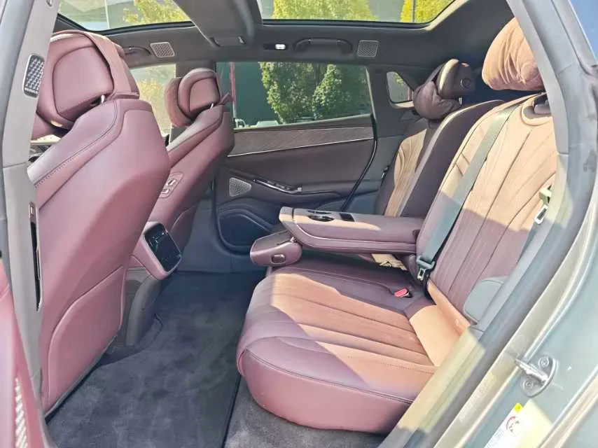 2024 Denza DenzaZ9GT 2.0T 207HP L4 E-CVT PHEV 38.5KWH,autocango,china used car exporter,china ev exporter,chinese used car exporter,chinese used ev exporter