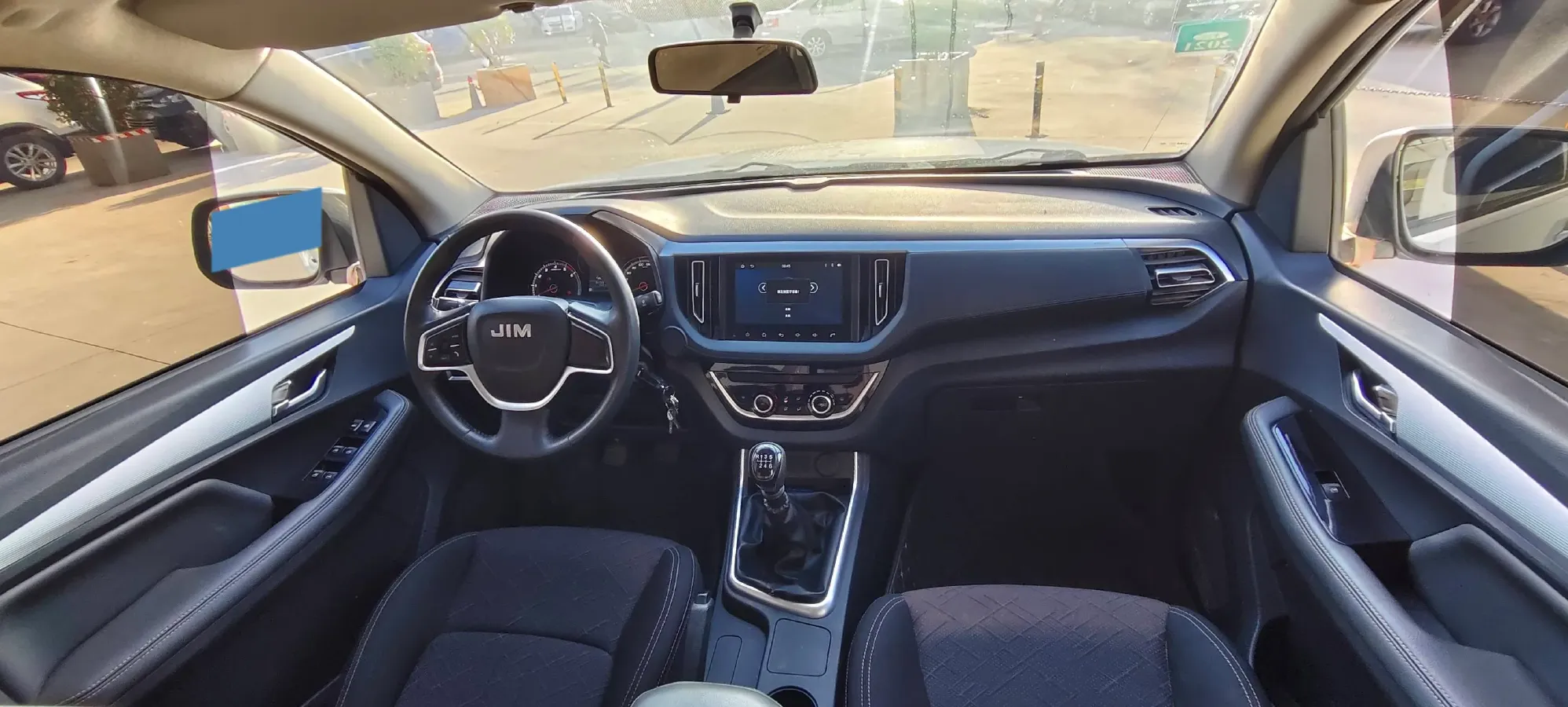 2019 JMC YuHu 5 2.0T 142HP L4 6MT,autocango,china used car exporter,china ev exporter,chinese used car exporter,chinese used ev exporter