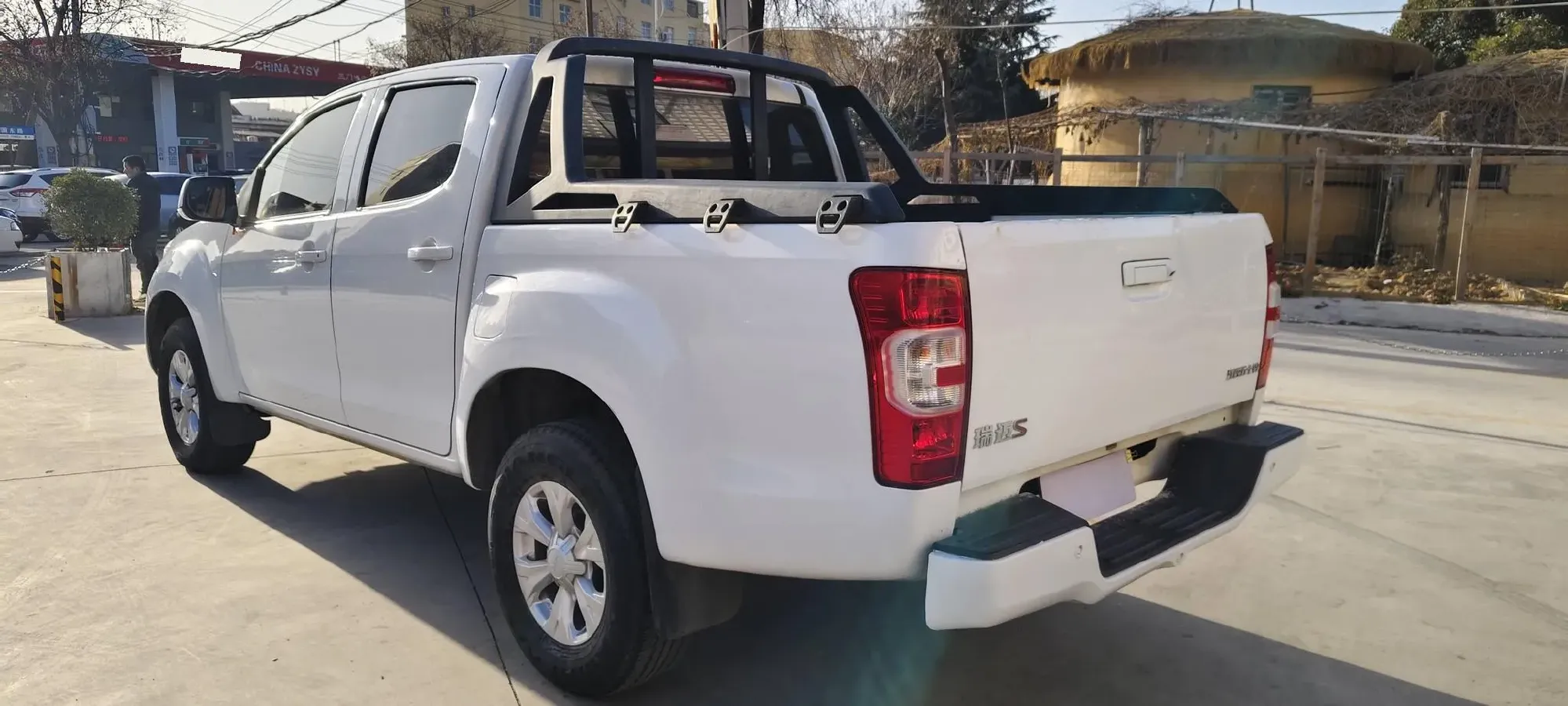 2019 JMC YuHu 5 2.0T 142HP L4 6MT,autocango,china used car exporter,china ev exporter,chinese used car exporter,chinese used ev exporter