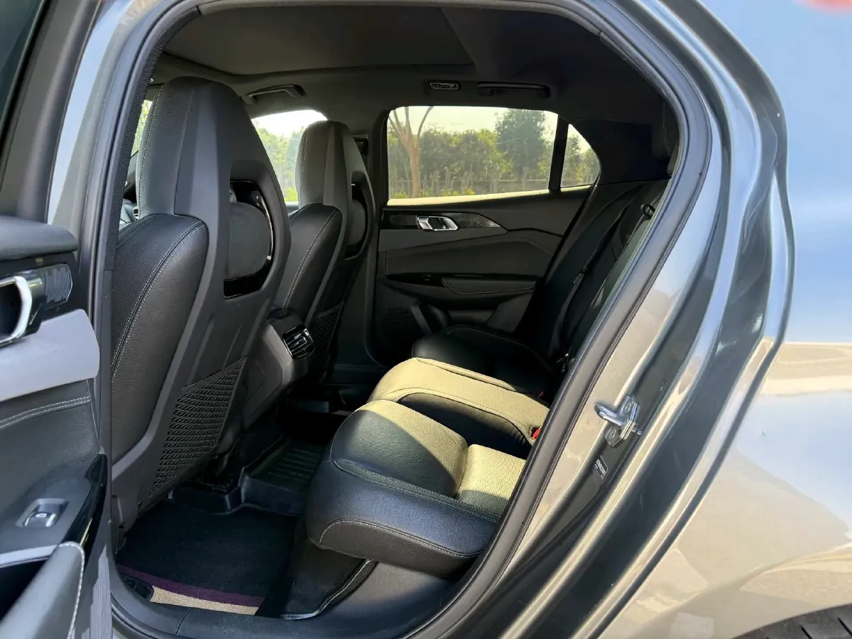 2021 LYNK&CO 03 2.0T 190HP L4 6AT,autocango,china used car exporter,china ev exporter,chinese used car exporter,chinese used ev exporter