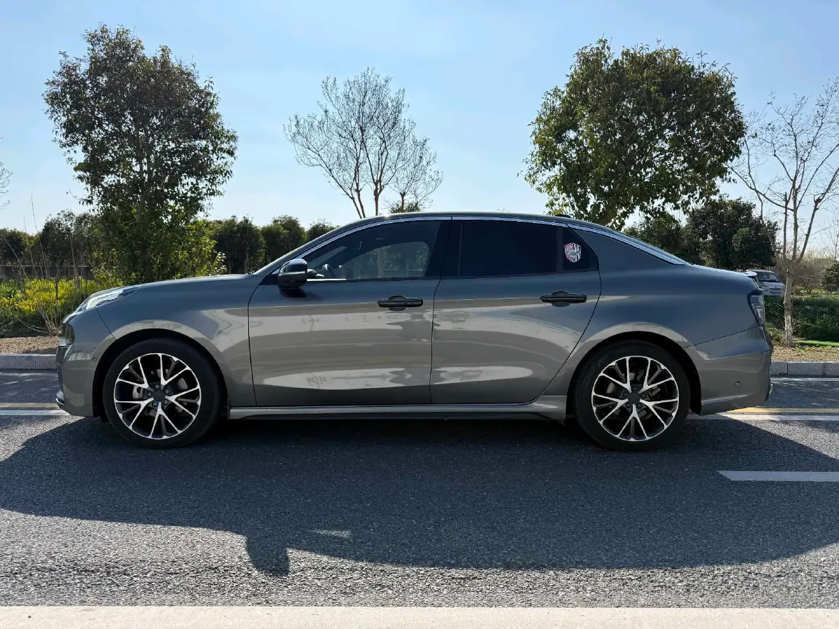 2021 LYNK&CO 03 2.0T 190HP L4 6AT,autocango,china used car exporter,china ev exporter,chinese used car exporter,chinese used ev exporter