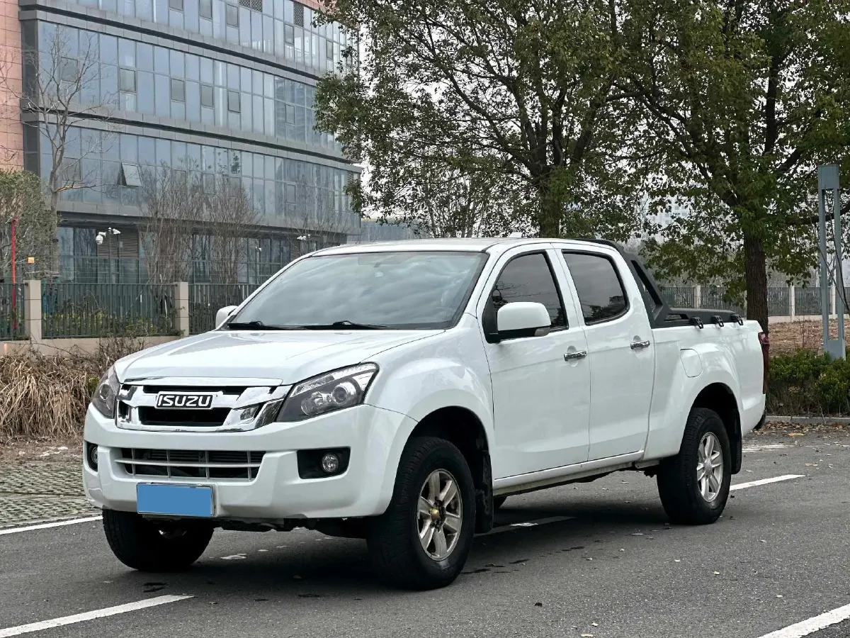 2023 Isuzu LingTuo 2.5T 150HP L4 8AT,autocango,china used car exporter,china ev exporter,chinese used car exporter,chinese used ev exporter