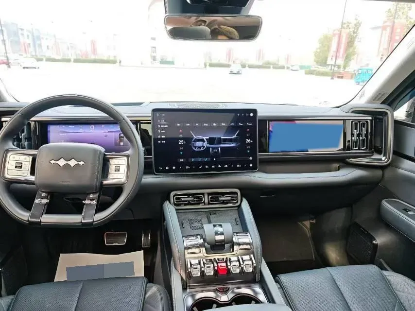 2023 FangChengBao Bao 5 1.5T 194HP L4 E-CVT PHEV 31.8KWH,autocango,china used car exporter,china ev exporter,chinese used car exporter,chinese used ev exporter