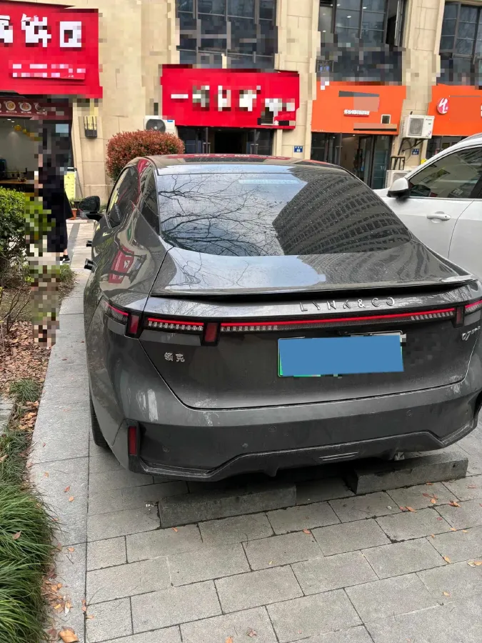 2024 LYNK&CO 07 EM-P 1.5T 163HP L4 3DHT PHEV 18.99KWH,autocango,china used car exporter,china ev exporter,chinese used car exporter,chinese used ev exporter