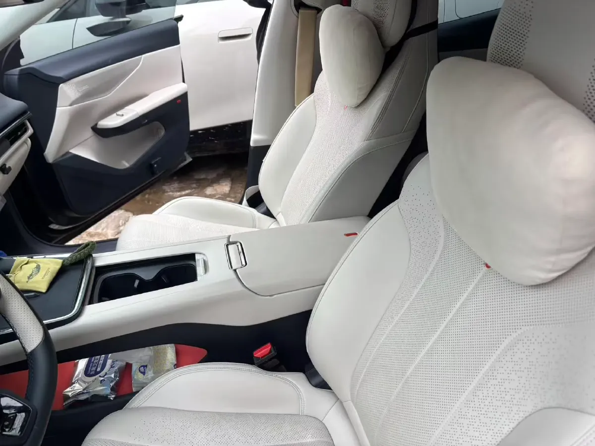 2024 LYNK&CO 07 EM-P 1.5T 163HP L4 3DHT PHEV 18.99KWH,autocango,china used car exporter,china ev exporter,chinese used car exporter,chinese used ev exporter