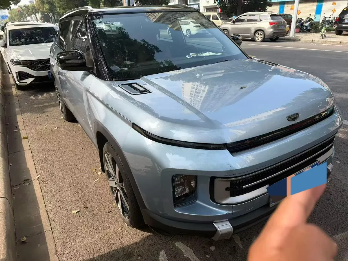 2023 Geely ICON 1.5T 181HP L4 7DCT,autocango,china used car exporter,china ev exporter,chinese used car exporter,chinese used ev exporter