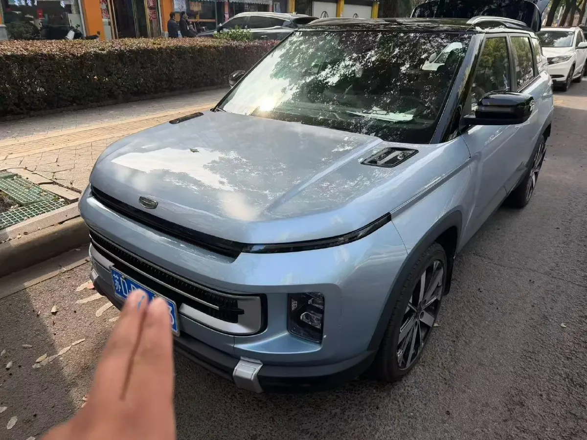 2023 Geely ICON 1.5T 181HP L4 7DCT,autocango,china used car exporter,china ev exporter,chinese used car exporter,chinese used ev exporter