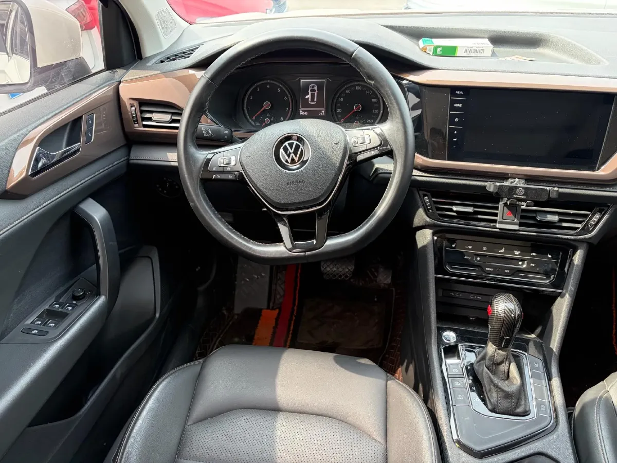 2021 Volkswagen Tharu 1.4T 150HP L4 7DCT,autocango,china used car exporter,china ev exporter,chinese used car exporter,chinese used ev exporter