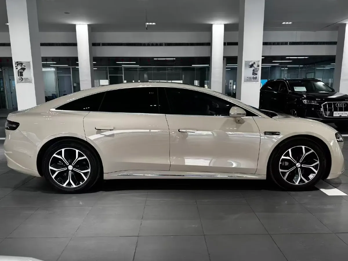 2025 Luxeed S7 BEV 82KWH,autocango,china used car exporter,china ev exporter,chinese used car exporter,chinese used ev exporter