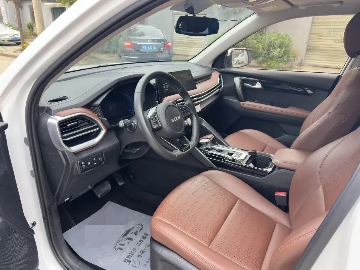 2021 Kia Sportage R 2.0L 161HP L4 6AT,autocango,china used car exporter,china ev exporter,chinese used car exporter,chinese used ev exporter