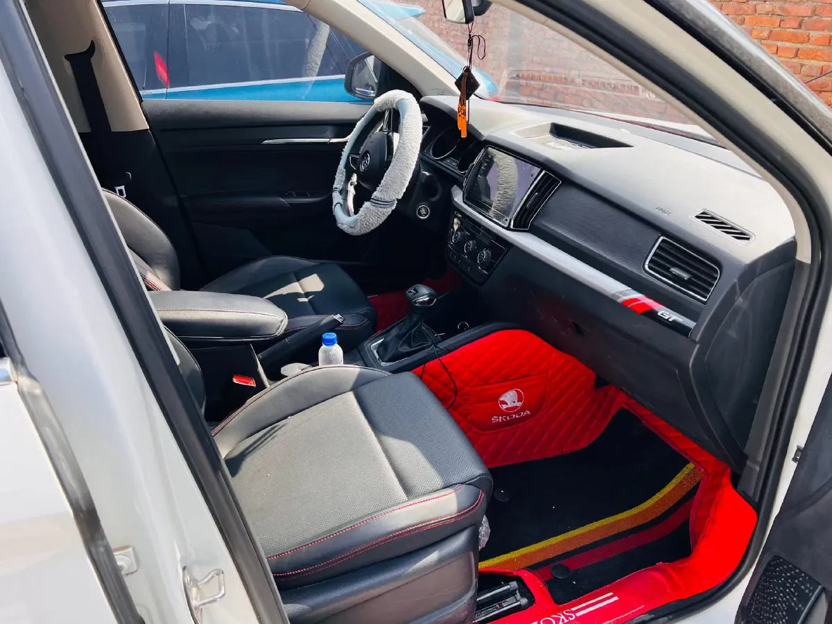 2022 Skoda Kamiq 1.5L 112HP L4 6AT,autocango,china used car exporter,china ev exporter,chinese used car exporter,chinese used ev exporter