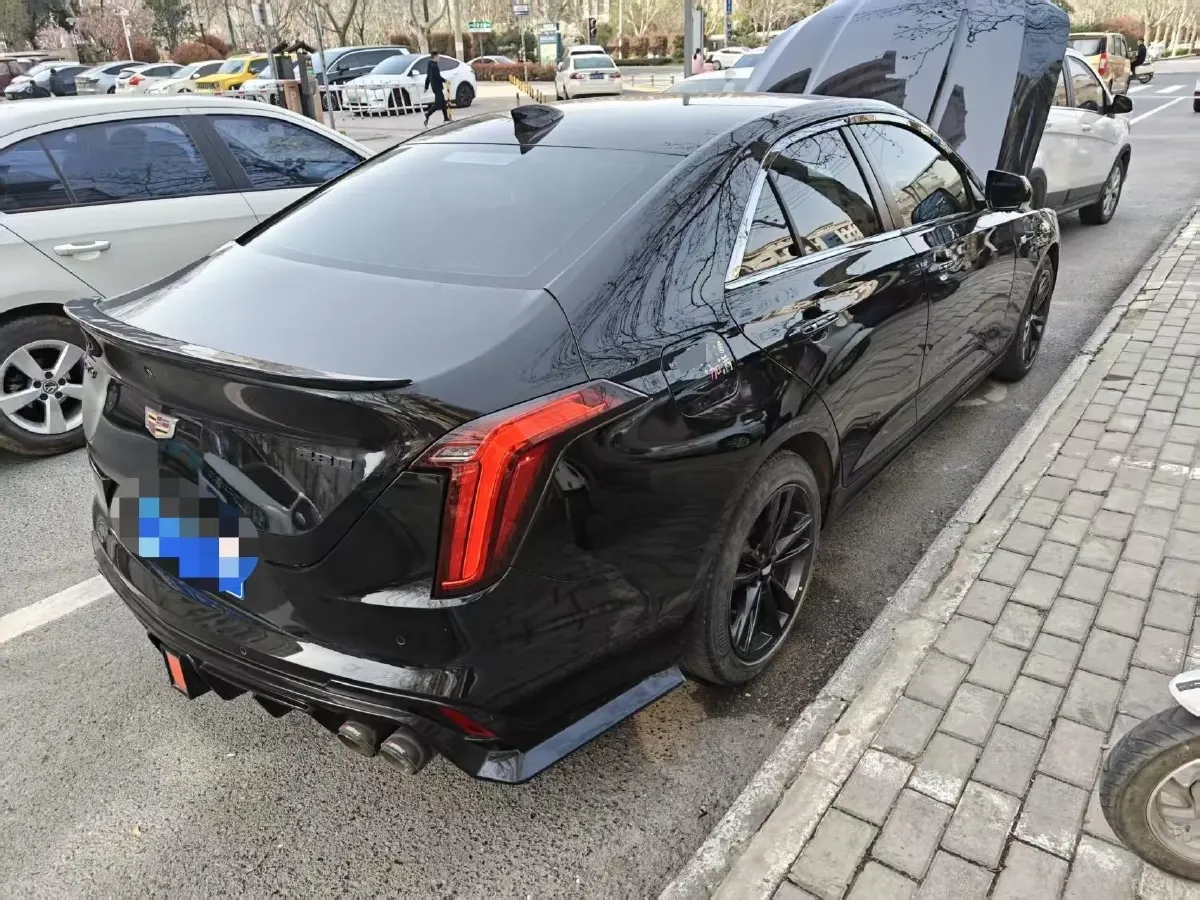 2022 Cadillac CT4 2.0T 237HP L4 8AT,autocango,china used car exporter,china ev exporter,chinese used car exporter,chinese used ev exporter
