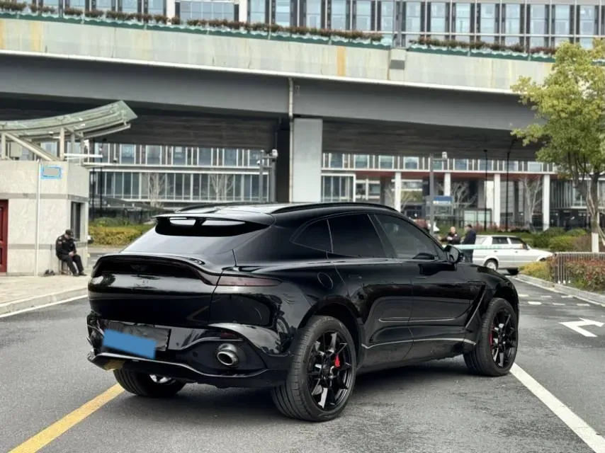 2021 Aston Martin DBX 4.0T 550HP V8 9AT,autocango,china used car exporter,china ev exporter,chinese used car exporter,chinese used ev exporter