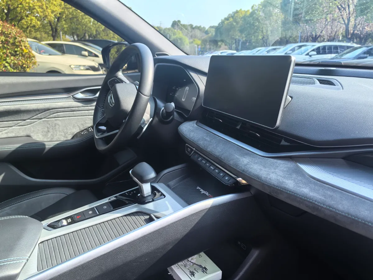 2023 Geely Preface 2.0T 190HP L4 7DCT,autocango,china used car exporter,china ev exporter,chinese used car exporter,chinese used ev exporter