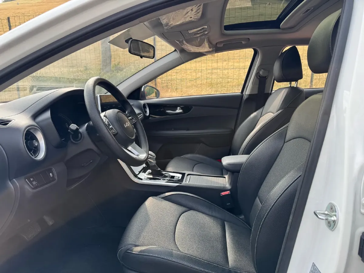 2021 Kia K3 1.5L 115HP L4 CVT,autocango,china used car exporter,china ev exporter,chinese used car exporter,chinese used ev exporter