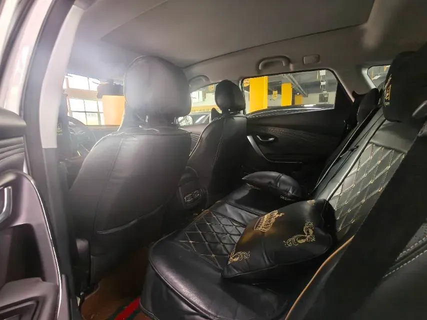 2018 Jetour X70 1.5T 147HP L4 5MT,autocango,china used car exporter,china ev exporter,chinese used car exporter,chinese used ev exporter