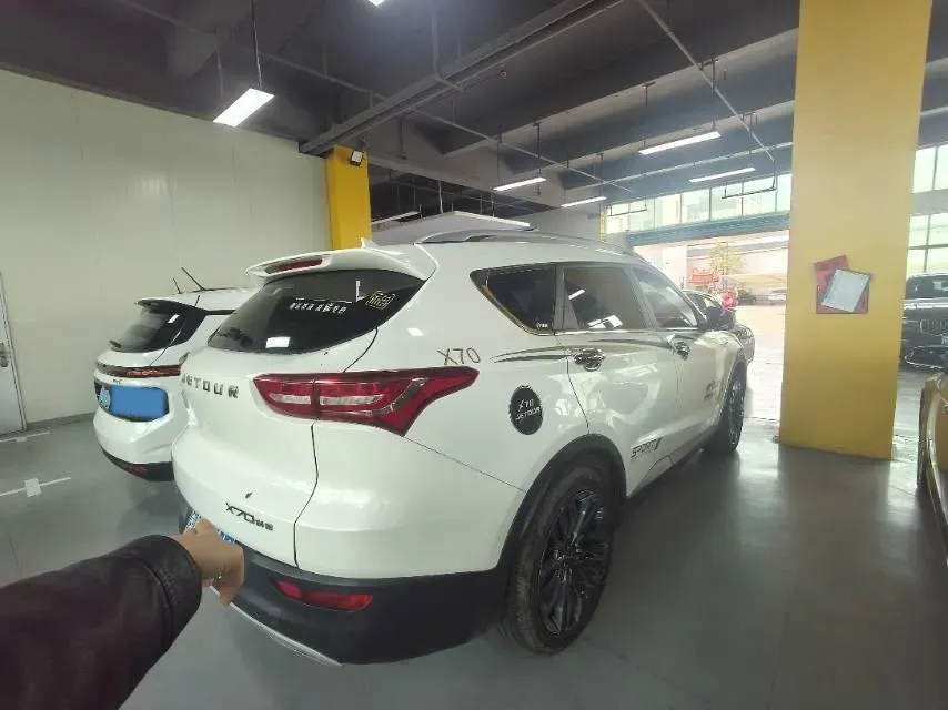 2018 Jetour X70 1.5T 147HP L4 5MT,autocango,china used car exporter,china ev exporter,chinese used car exporter,chinese used ev exporter