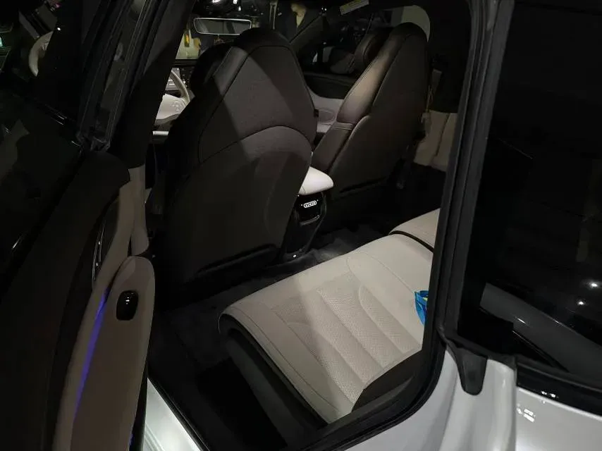 2023 IM LS7 BEV 100KWH,autocango,china used car exporter,china ev exporter,chinese used car exporter,chinese used ev exporter