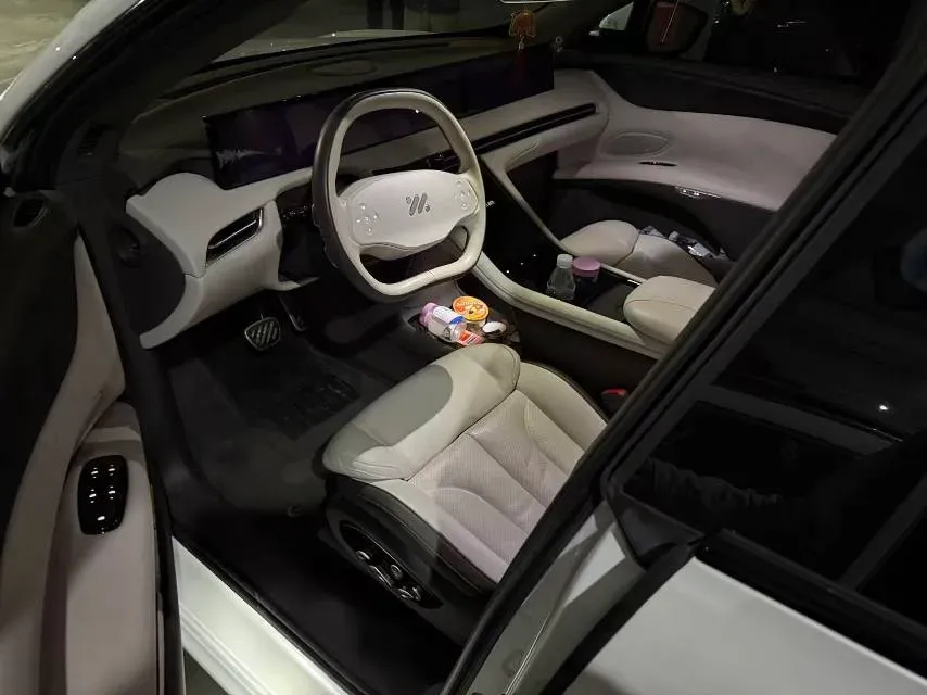 2023 IM LS7 BEV 100KWH,autocango,china used car exporter,china ev exporter,chinese used car exporter,chinese used ev exporter