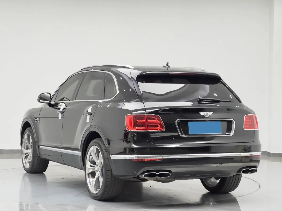 2017 Bentley Bentayga 6.0T 608HP W12 8AT,autocango,china used car exporter,china ev exporter,chinese used car exporter,chinese used ev exporter
