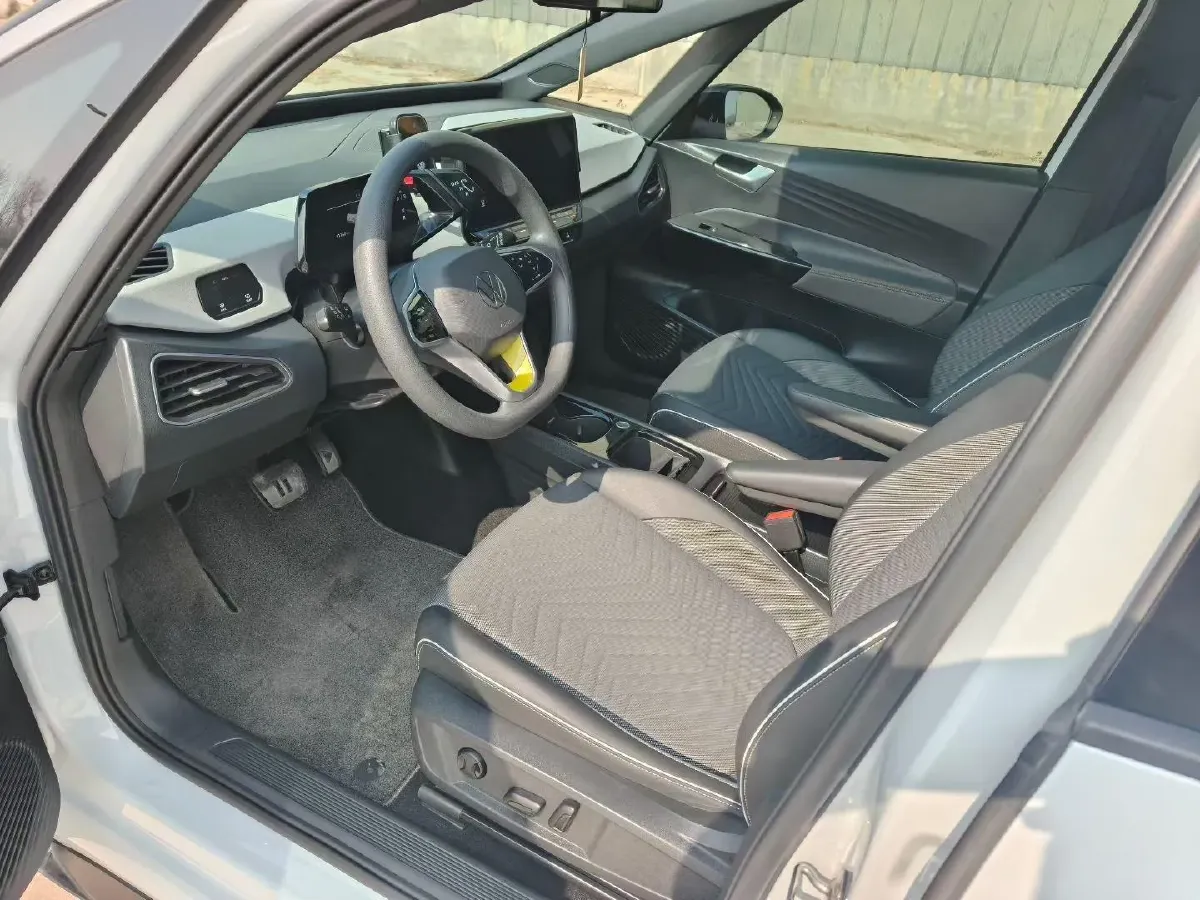 2023 Volkswagen Golf 1.4T 150HP L4 7DCT,autocango,china used car exporter,china ev exporter,chinese used car exporter,chinese used ev exporter