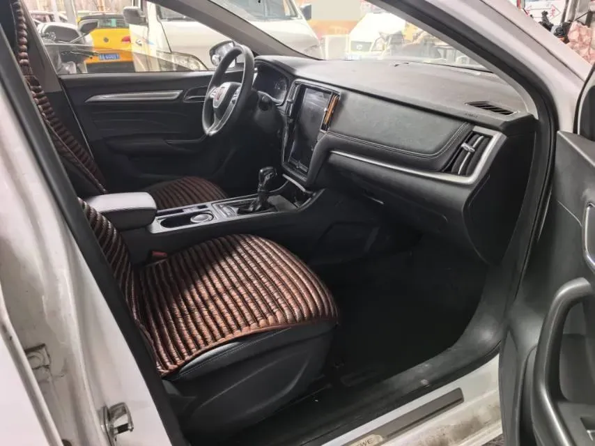 2020 Roewe i6 MAX 1.5T 173HP L4 7DCT,autocango,china used car exporter,china ev exporter,chinese used car exporter,chinese used ev exporter