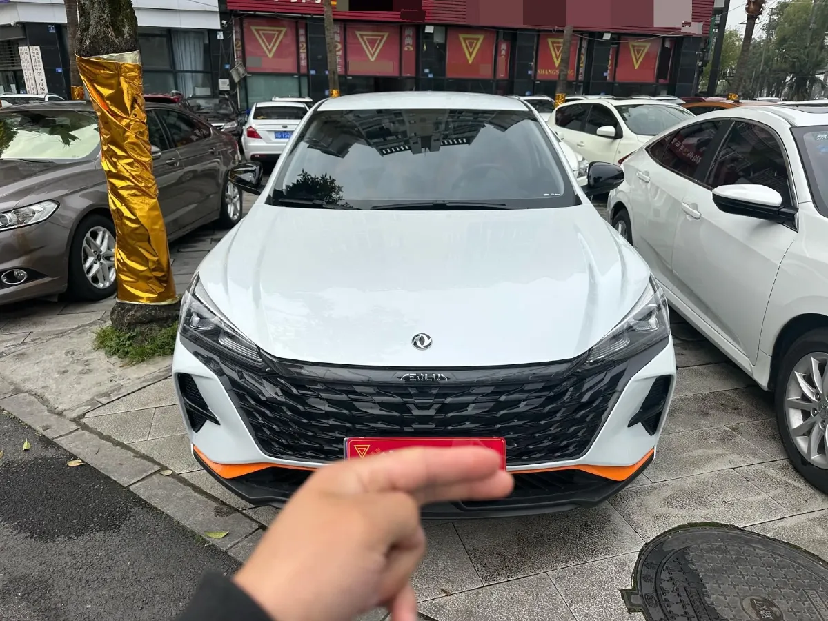 2023 DongFeng Aeolus YiXuan 1.5L 125HP L4 6DCT,autocango,china used car exporter,china ev exporter,chinese used car exporter,chinese used ev exporter