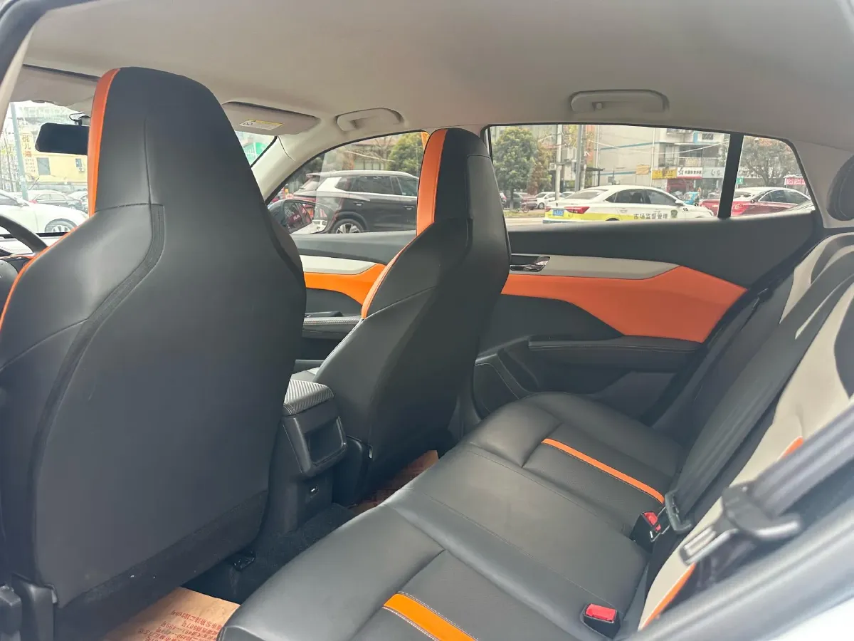 2023 DongFeng Aeolus YiXuan 1.5L 125HP L4 6DCT,autocango,china used car exporter,china ev exporter,chinese used car exporter,chinese used ev exporter