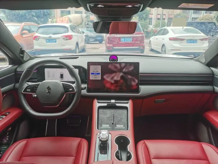 2025 AITO AITO M5 1.5T 152HP L4 REEV 42KWH,autocango,china used car exporter,china ev exporter,chinese used car exporter,chinese used ev exporter