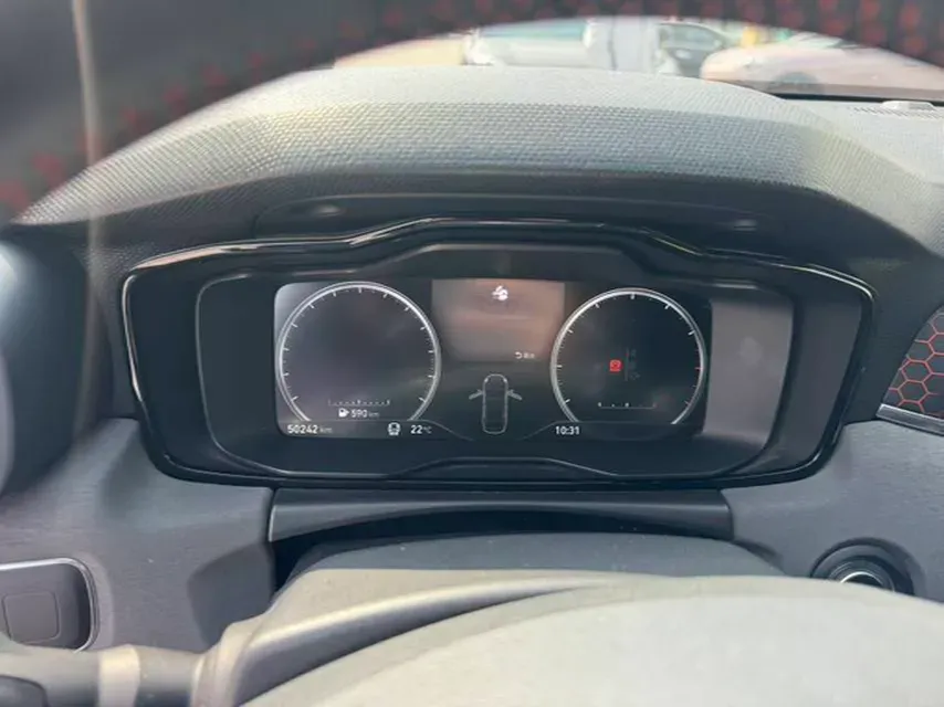 2018 Toyota C-HR 2.0L 171HP L4 CVT,autocango,china used car exporter,china ev exporter,chinese used car exporter,chinese used ev exporter