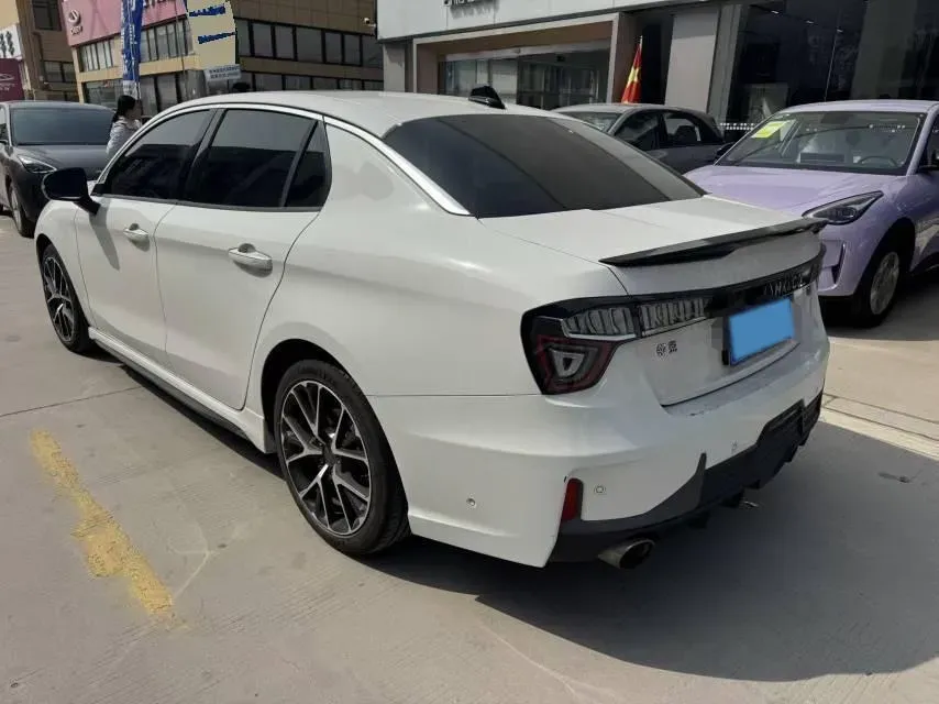 2018 Toyota C-HR 2.0L 171HP L4 CVT,autocango,china used car exporter,china ev exporter,chinese used car exporter,chinese used ev exporter